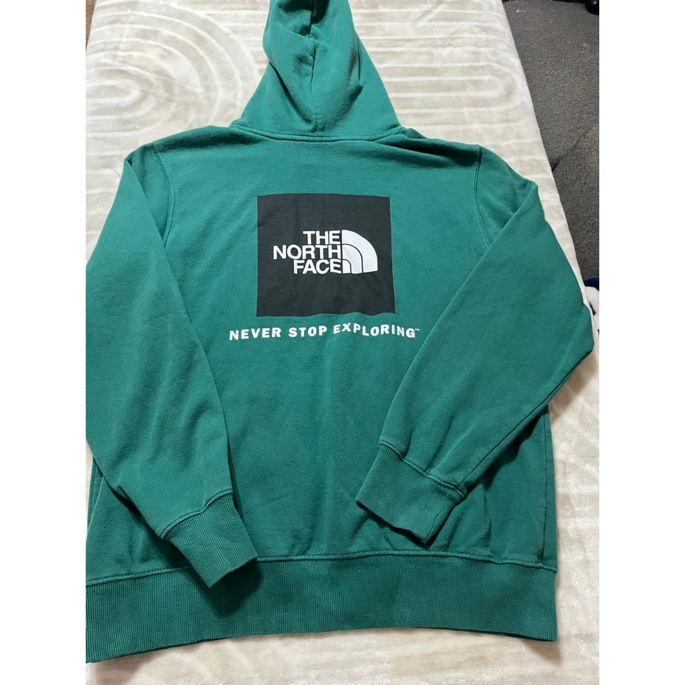 The North Face Green Hoodie - Picture 6 of 6